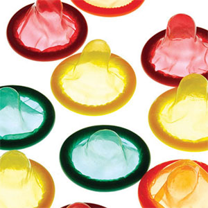 Poor fit may explain why men refuse condoms